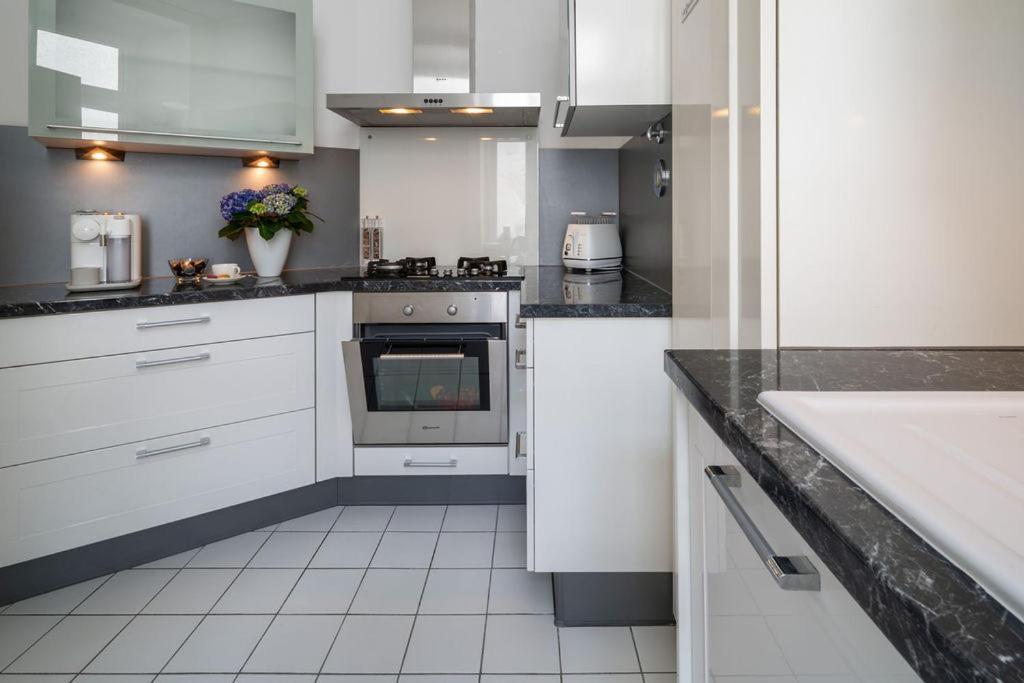Vip Apart Center באדן-באדן מראה חיצוני תמונה